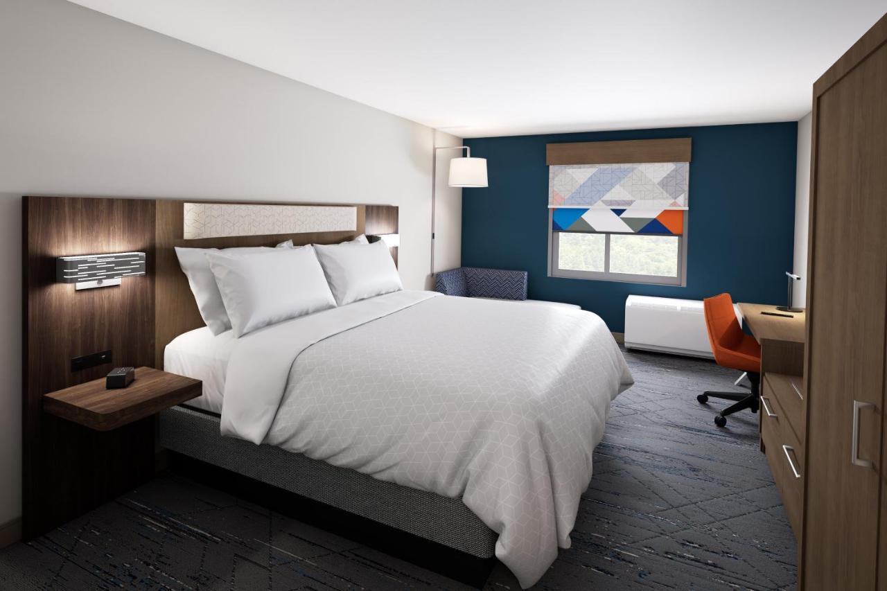 Holiday Inn Express & Suites Reedsburg - Dells Area By Ihg Exterior photo