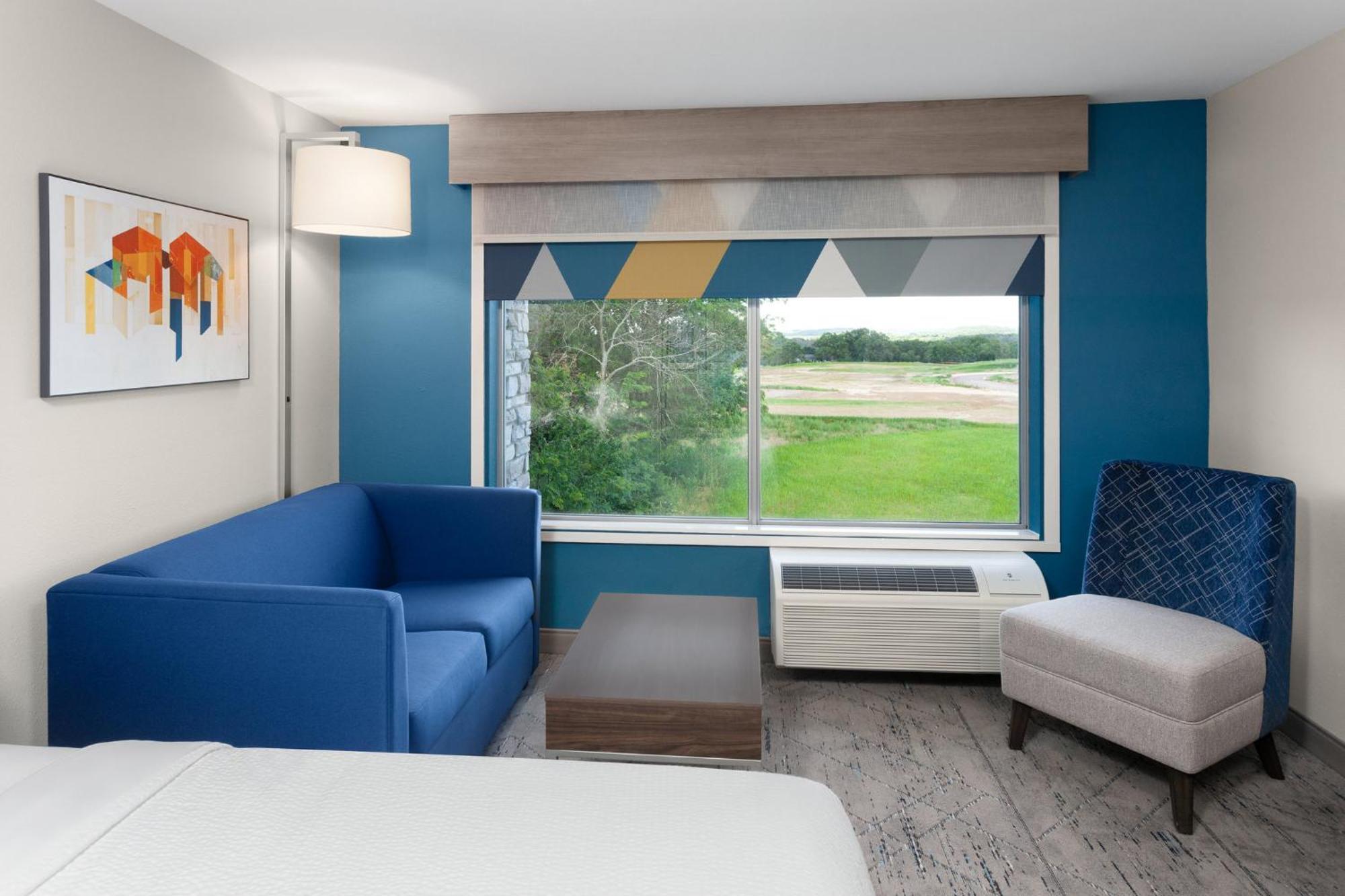 Holiday Inn Express & Suites Reedsburg - Dells Area By Ihg Exterior photo